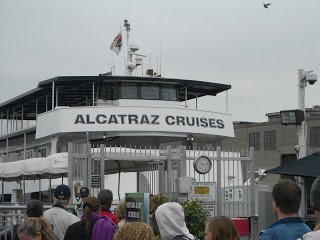 Barca Alcatraz Cruises