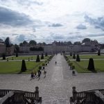 Jardim na frente do Castelo - Fontainebleau - França