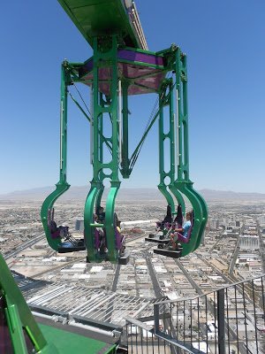 Parque de diversões no topo do Estratosfera - Las Vegas