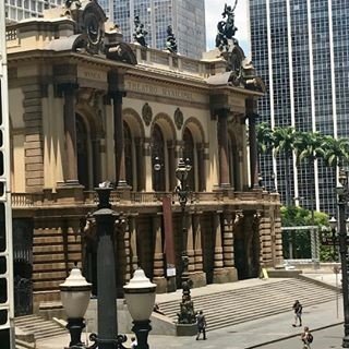 Uma visita ao Teatro Municipal de São Paulo