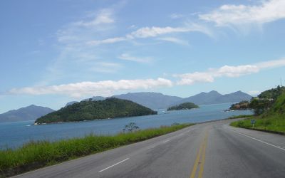 O litoral norte de São Paulo pela Rio Santos