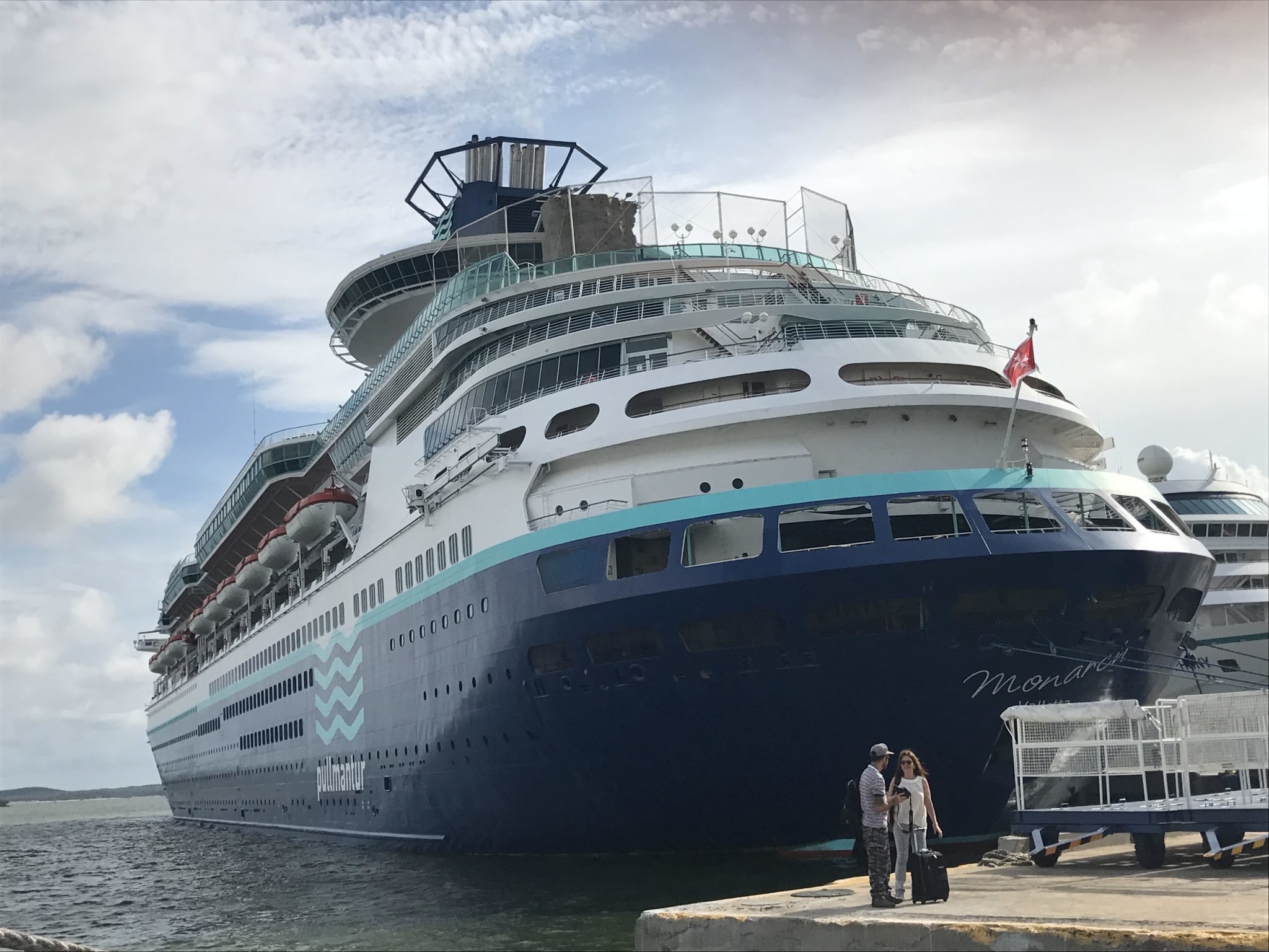Viagem de navio: a bordo do Monarch