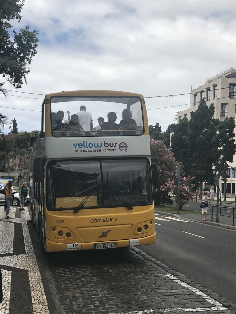 City tour pela Ilha da Madeira com o Yellow Bus o que fazer na ilha da madeira