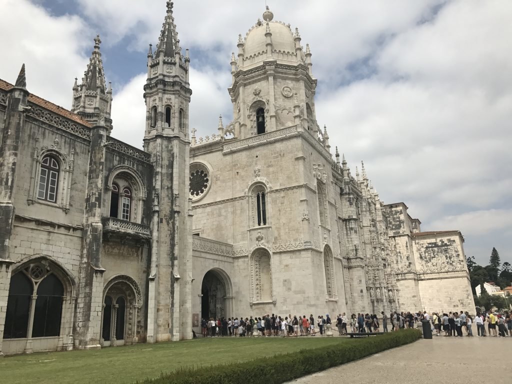 passeios indispensáveis em Lisboa - Mosteiro dos Jeronimos - Lisboa
