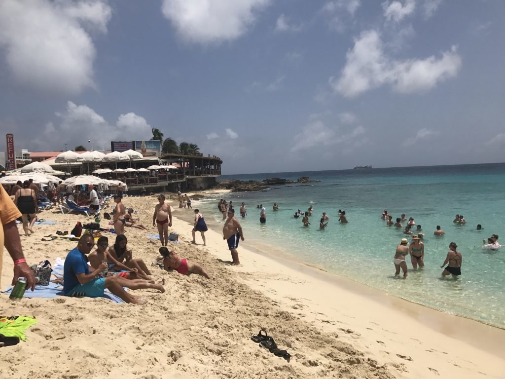 Maho Beach, a famosa praia do aeroporto em St. Maarteen