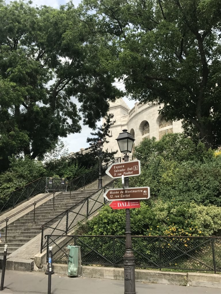 Bairro de Montmartre em Paris