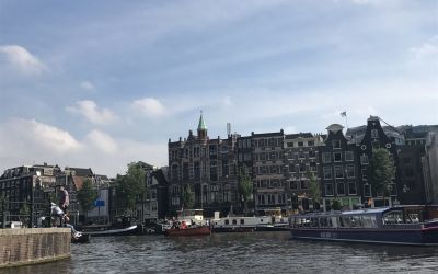 Cruzeiro ou passeio de barco pelos canais de Amsterdam