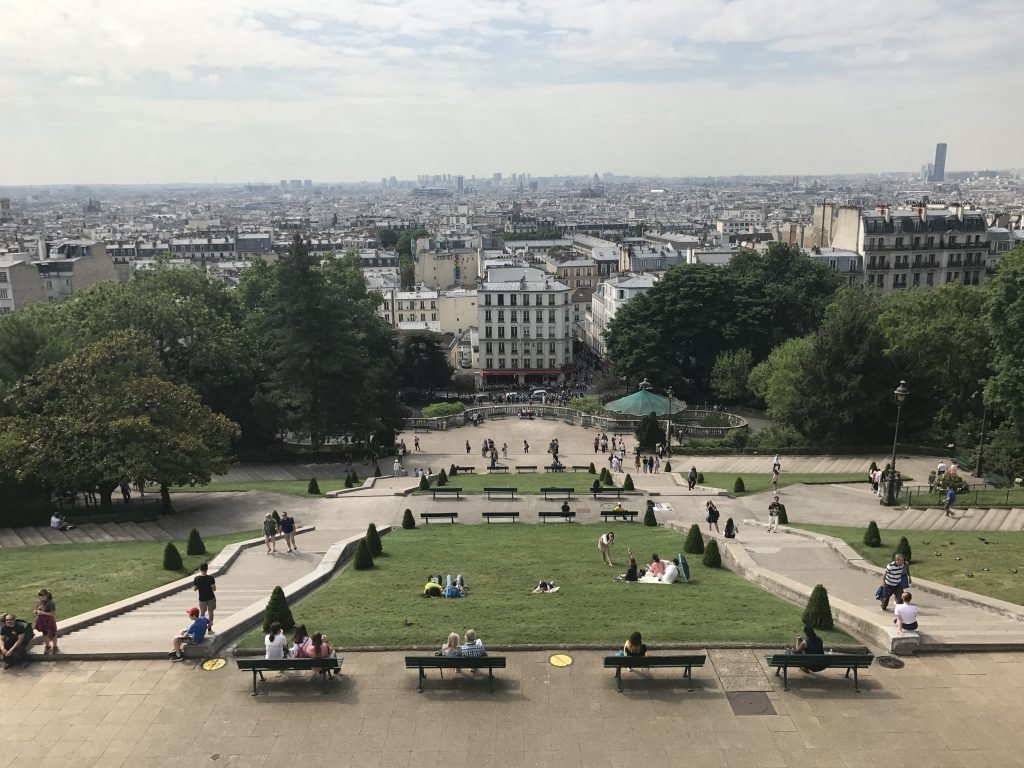 Vista de Paris chegando a Sacre Coeur