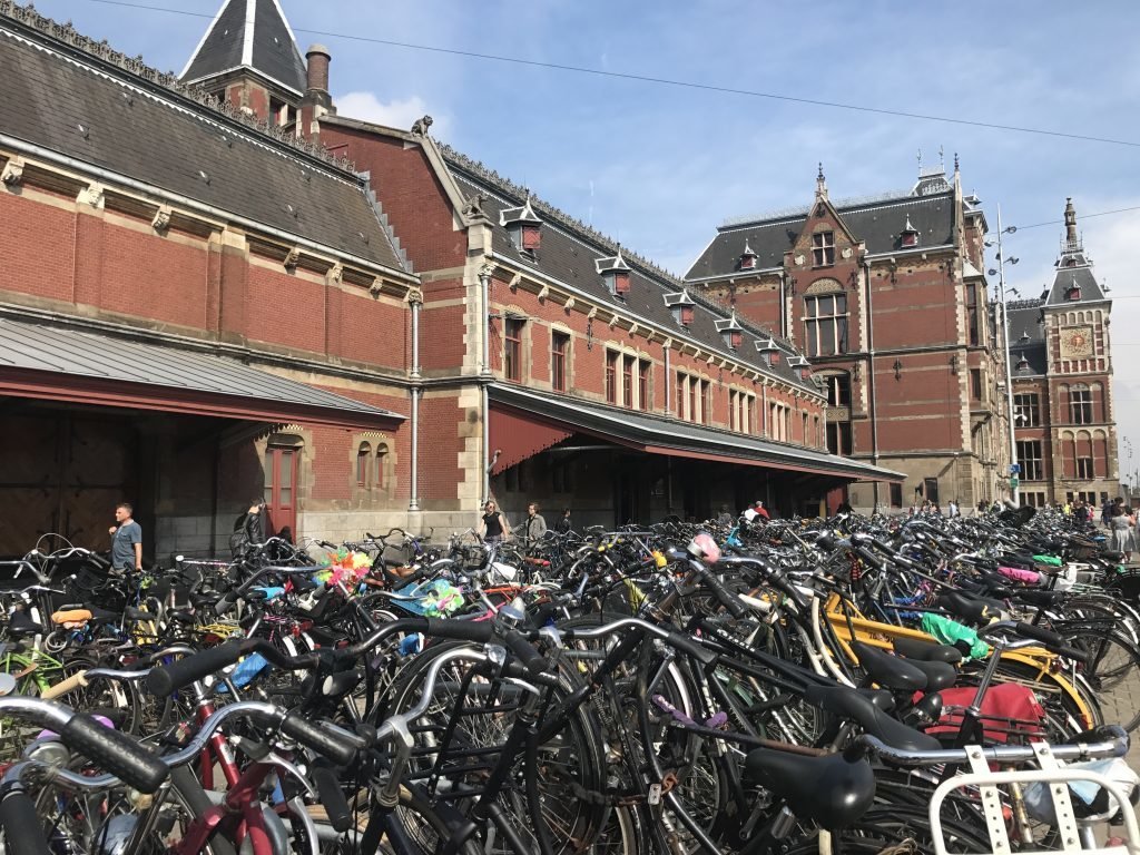 As bicicletas em Amsterdam