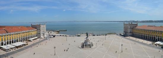 Praça do Comércio vista de cima do Arco Triunfal