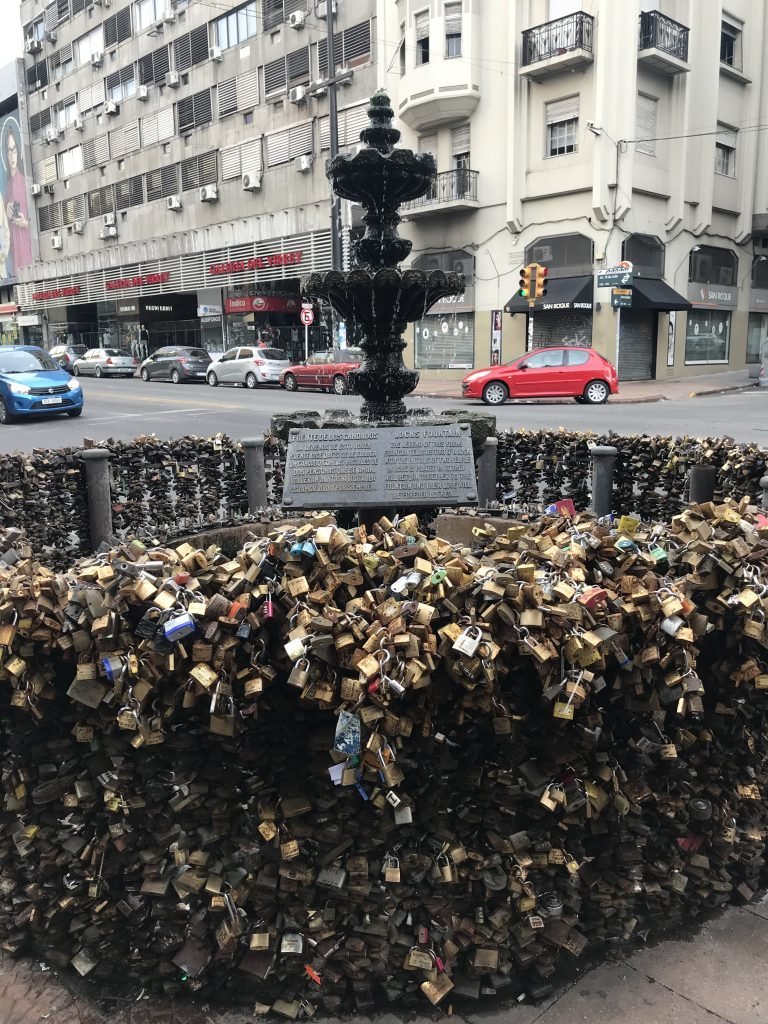 Fonte dos Cadeados em Montevideo