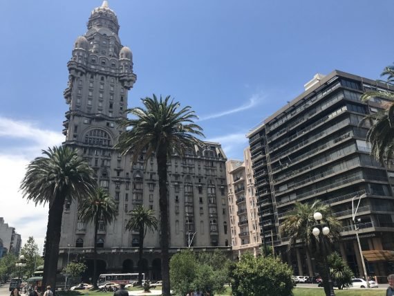 O que conhecer em Montevideo -Edifício Savio