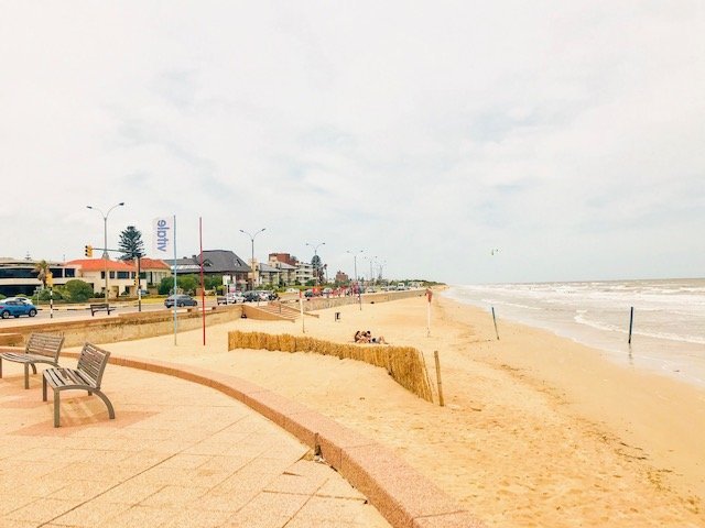 Praia Carrasco em Montevideo