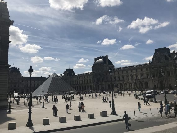 Conhecendo o Museu do Louvre