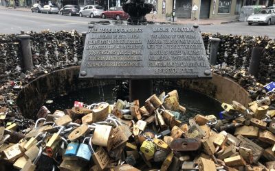 Conheça a fonte dos cadeados em Montevideo