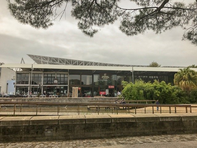 Parque das Nações em Lisboa - restaurantes e bares pelo bairro