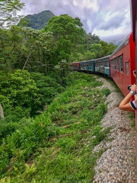 Passeio de trem de Morretes à Curitiba - ERBBV 2018