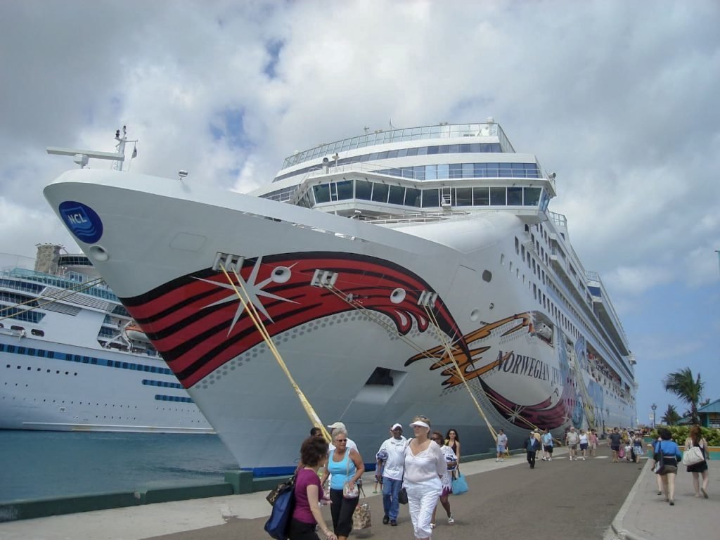 Norwegian Jewel Em Nassau