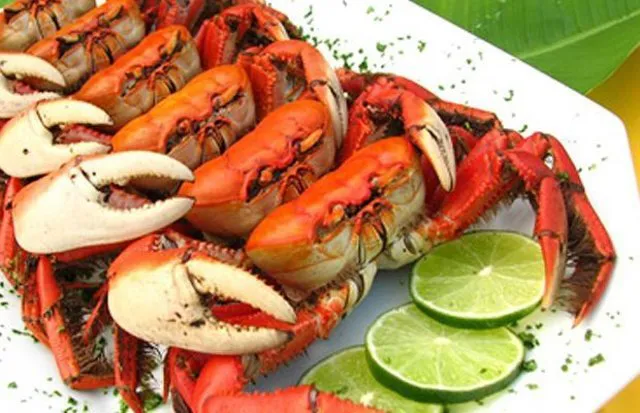 O que comer em Natal, no Rio Grande do Norte? 7 comidas típicas 3 Caranguejada