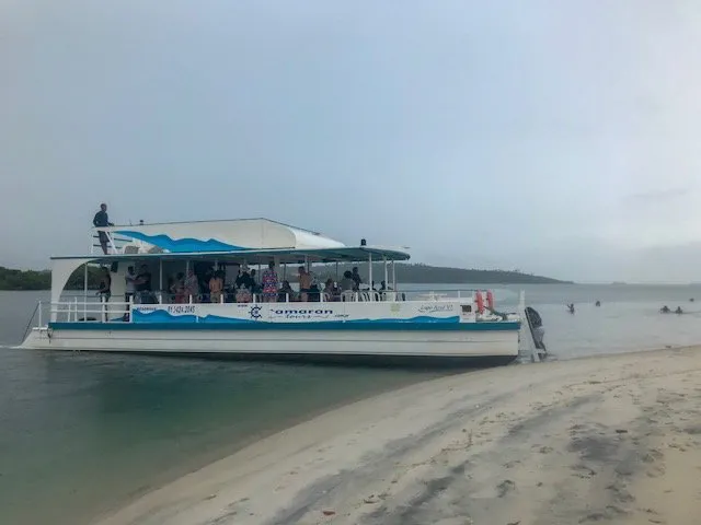 O que fazer em Porto de Galinhas/PE? Dicas de 7 passeios pela região 11 Passeio De Catamarã Em Cabo De Sto Agostinho