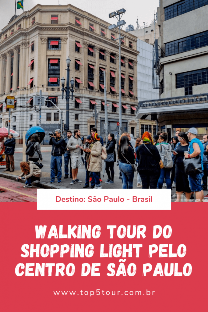 Walking Tour Do Shopping Light