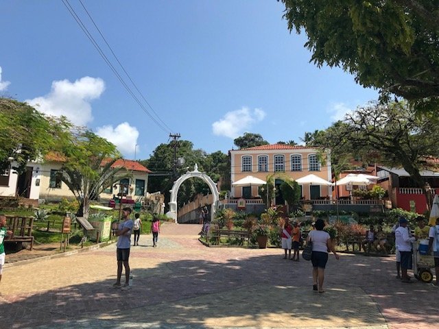 Vila Com Casarão Ao Fundo o que fazer em morro de são paulo