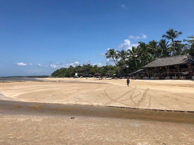 Um Dos Restaurantes Na Quarta Praia morro de são paulo e as piscinas naturais