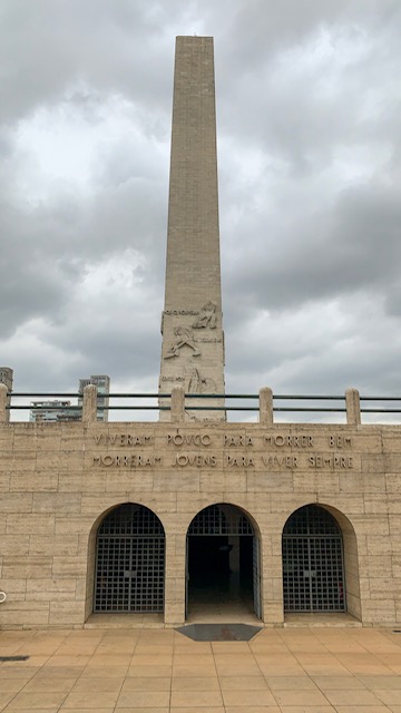 entrada do mausoleu de 32