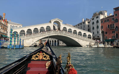 Como é o passeio de gôndola em Veneza, Itália?