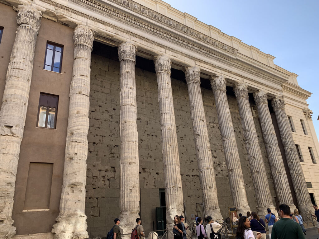 Templo de Adriano em Roma