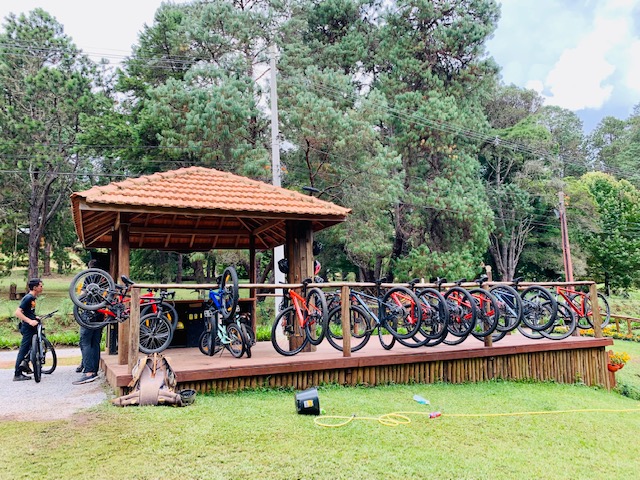 o que fazer em campos do jordão bike no horto