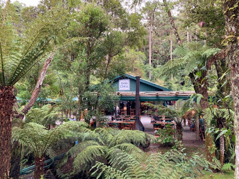 onde comer em campos do jordao